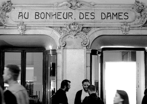 Résumé de Au bonheur des Dames de Zola