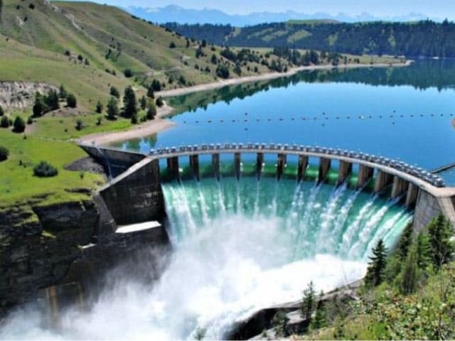 Hydropower Sector Analysis : economic size, offers and players