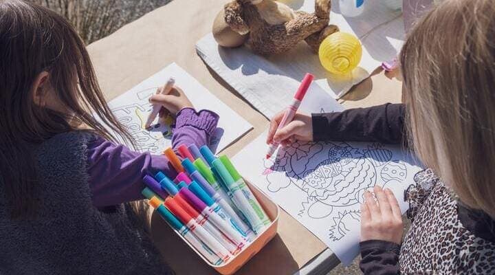 Exemples de sujets et de problématiques pour un mémoire EJE (éducateur de jeunes enfants)