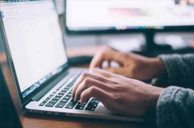 Comment faire un mémoire de fin d'études : on ne commence jamais assez tôt