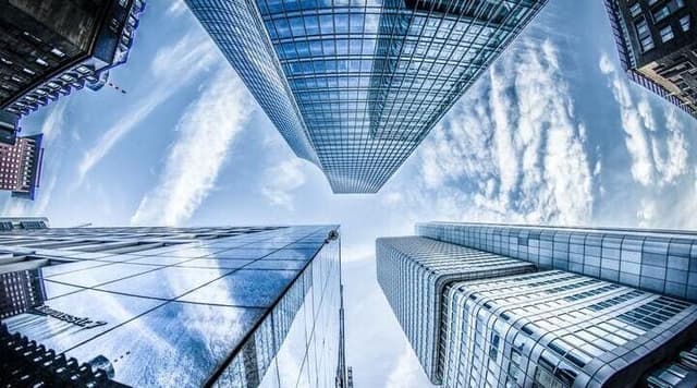 Exemples de sujets et de problématiques pour un mémoire en économie (1)