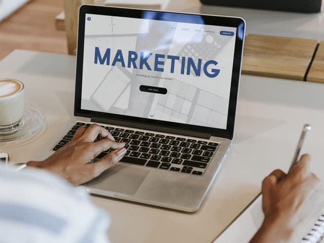 Le marketing omnicanal : définition, explication et exemple