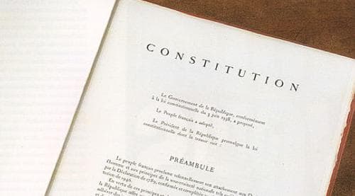 Cours de droit - Quel est le rôle de la Constitution ?
