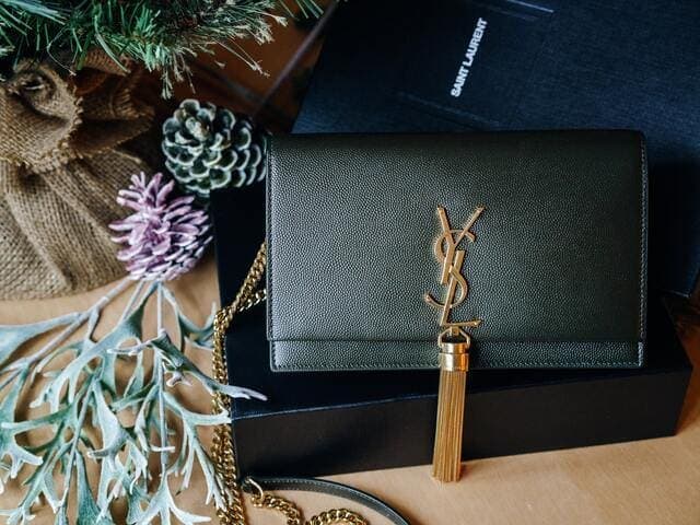 5 forces de Porter - Yves Saint Laurent