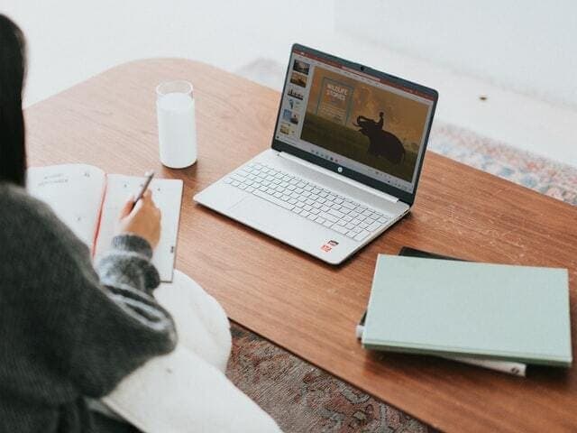 Exemples de sujets et de problématiques pour un mémoire sur le télétravail