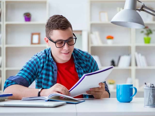 Le brevet des collèges ? Guide pratique, fiches de révision de dernière minute